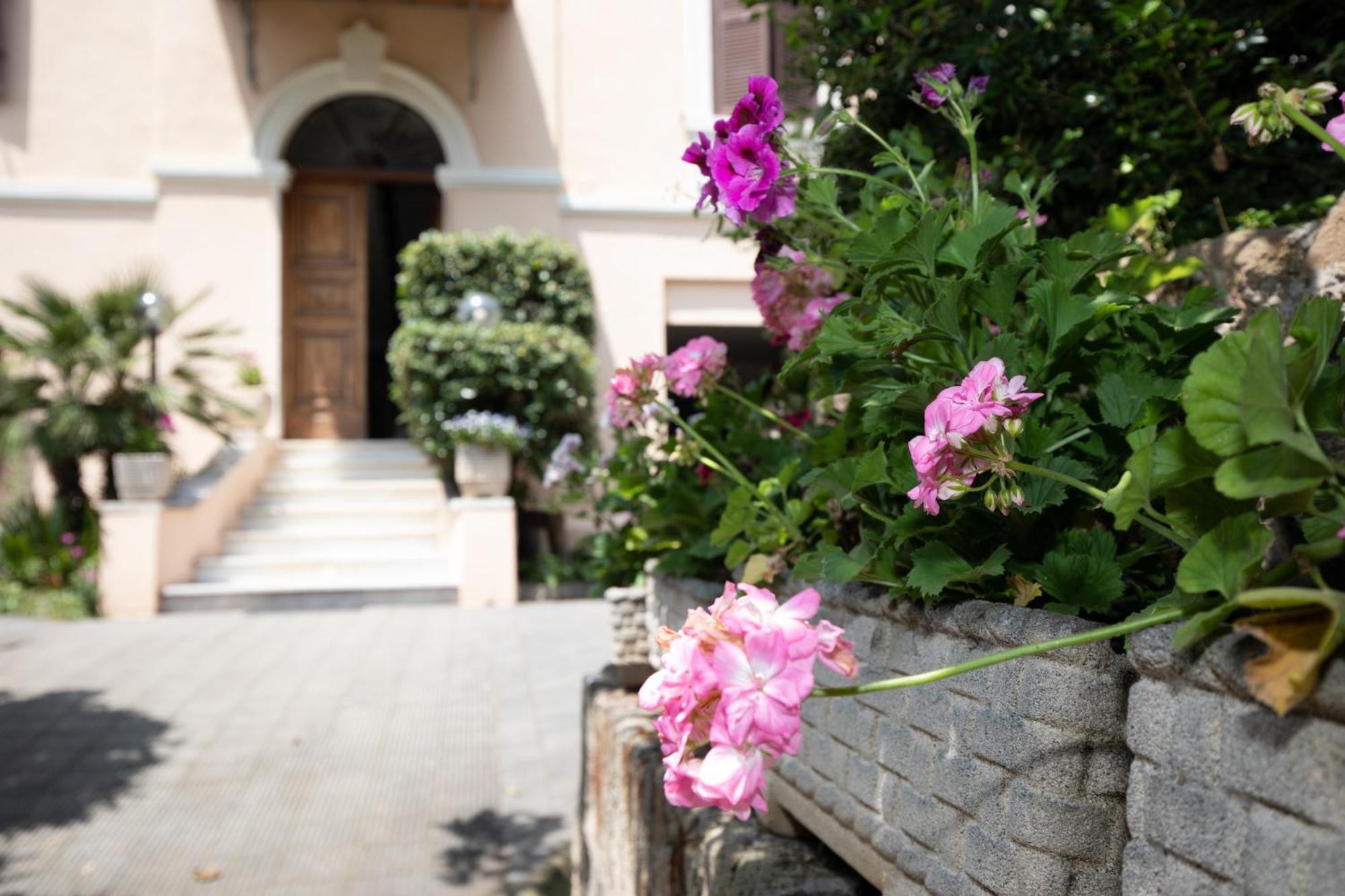 Domus Cordara - Splendido Appartamento Nel Verde Roma Exterior foto